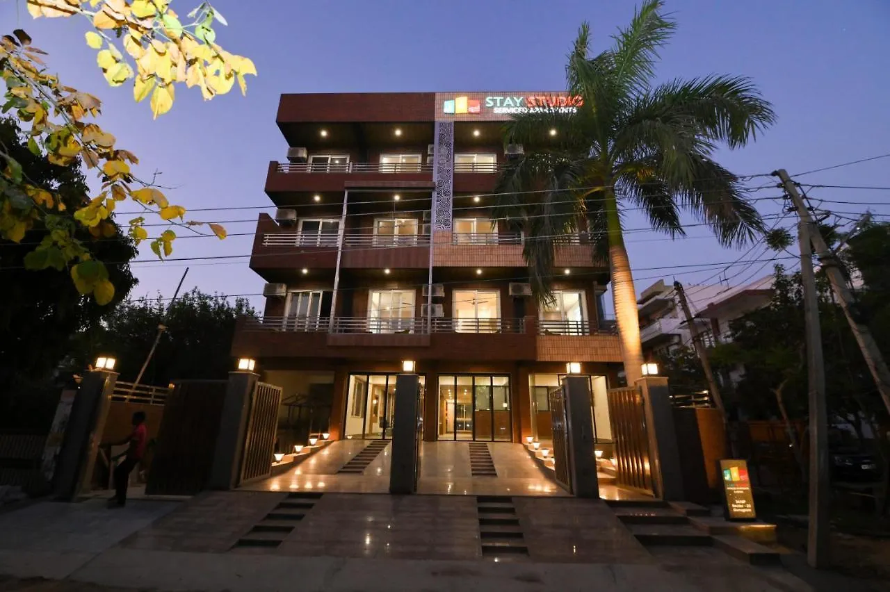 Stay Studio Hotel & Residences Γκουργκάον Ινδία